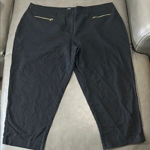 Jones New York Black Cropped Pants with Gold Zipper Accents, size 18